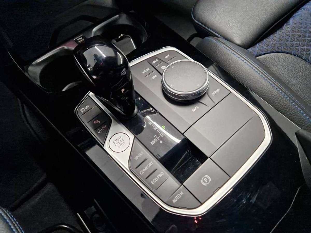 BMW 218 – Bild 6 von 15