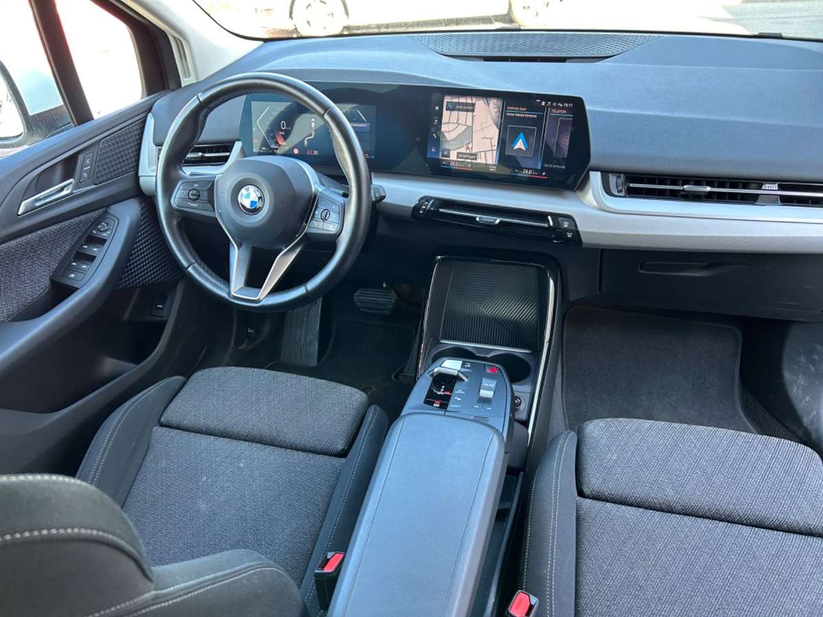 BMW 218 – Bild 5 von 14