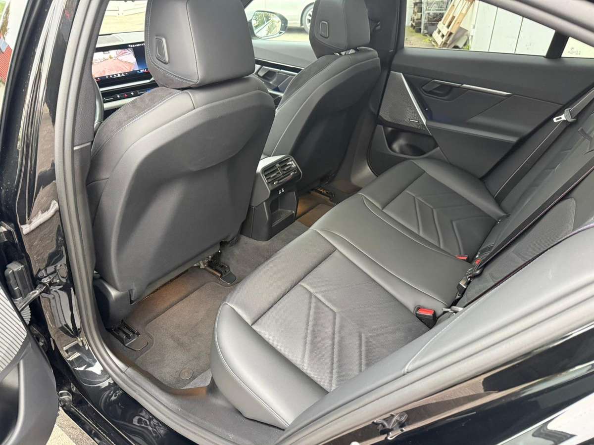 BMW 520 – Bild 18 von 26