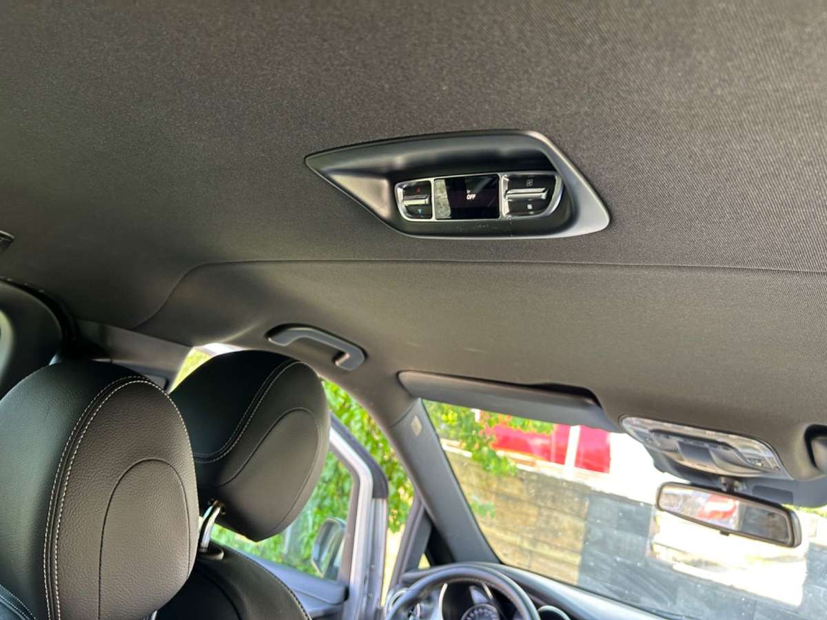 Mercedes-Benz V 250 – Bild 12 von 15