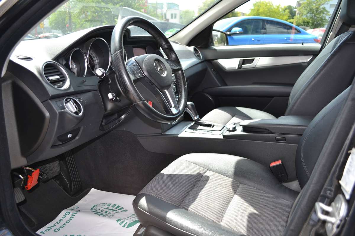Mercedes-Benz C 250 – Bild 4 von 17