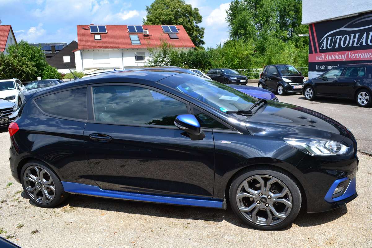 Ford Fiesta – Bild 8 von 17