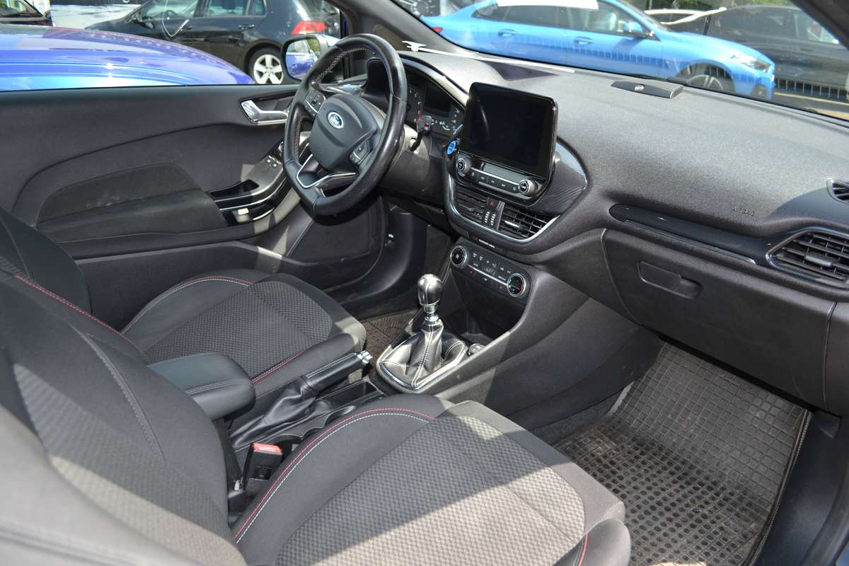 Ford Fiesta – Bild 13 von 17