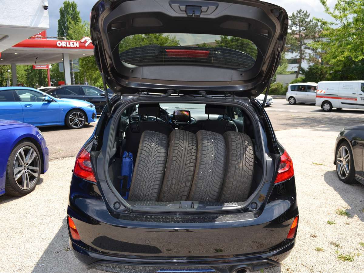 Ford Fiesta – Bild 14 von 17