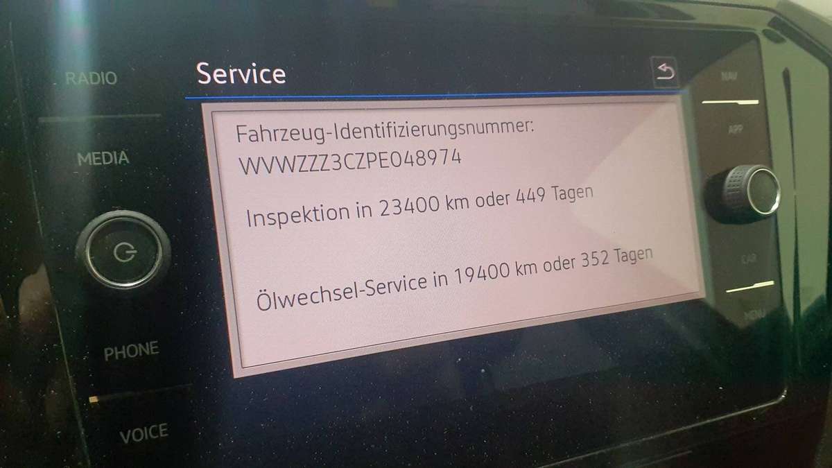 Volkswagen Passat Variant – Bild 8 von 19