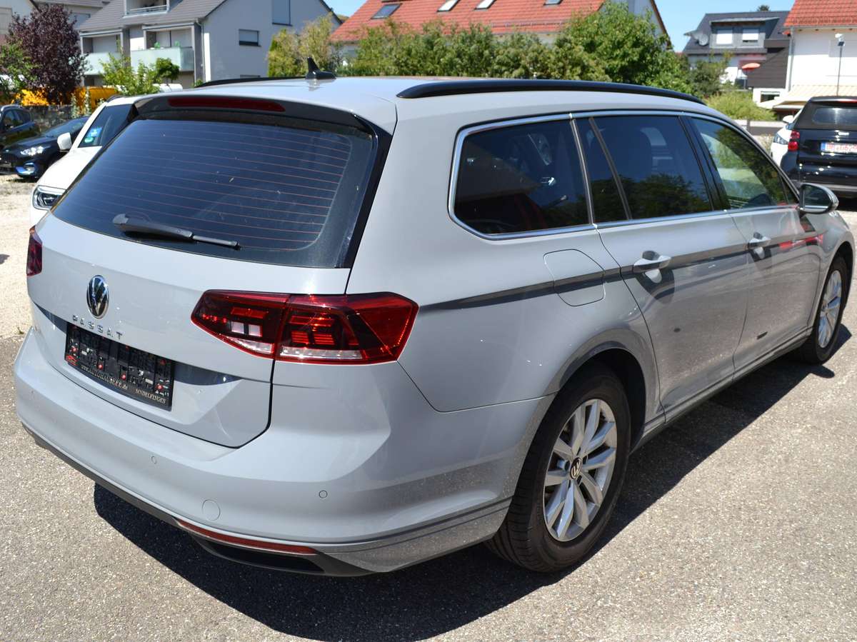 Volkswagen Passat Variant – Bild 13 von 19