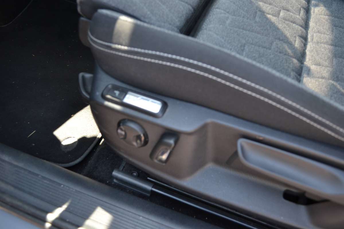 Volkswagen Passat Variant – Bild 16 von 19